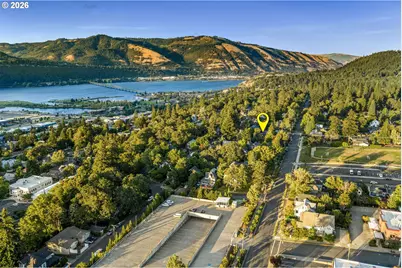 811 9th St, Hood River, OR 97031 - Photo 45
