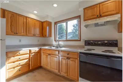 2736 Magnolia Way, Forest Grove, OR 97116 - Photo 13
