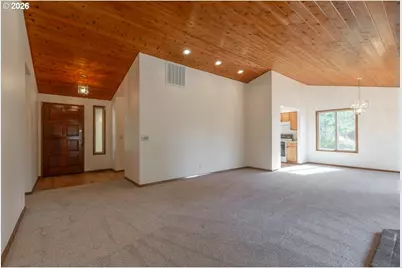 2736 Magnolia Way, Forest Grove, OR 97116 - Photo 9