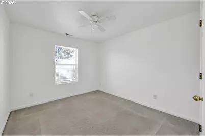 3906 Century Dr, Eugene, OR 97402 - Photo 19