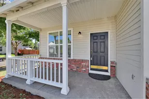 3906 Century Dr, Eugene, OR 97402 - Photo 3