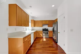 3906 Century Dr, Eugene, OR 97402 - Photo 11