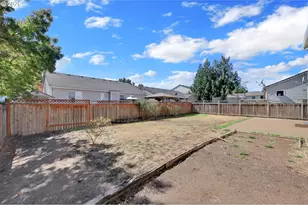 3906 Century Dr, Eugene, OR 97402 - Photo 31