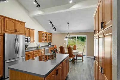 7235 Bates Rd S, Salem, OR 97306 - Photo 11