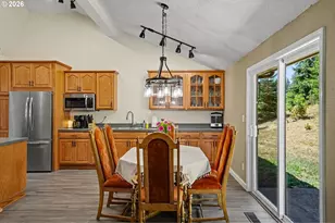 7235 Bates Rd S, Salem, OR 97306 - Photo 15