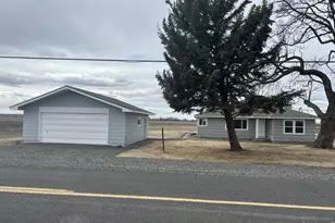 29752 Stanfield Meadows Rd, Hermiston, OR 97838 - Photo 1