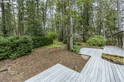 2650 Bowmont Dr, Eugene, OR 97405 - Photo 43