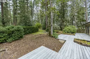 2650 Bowmont Dr, Eugene, OR 97405 - Photo 43