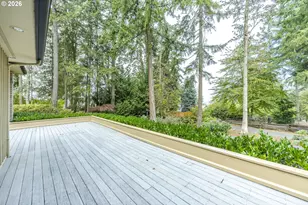 2650 Bowmont Dr, Eugene, OR 97405 - Photo 9
