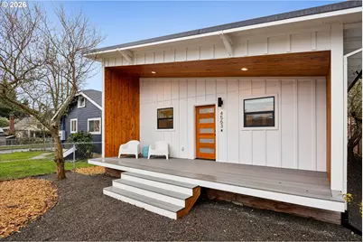 4563 NE 47th Ave #2, Portland, OR 97218 - Photo 1