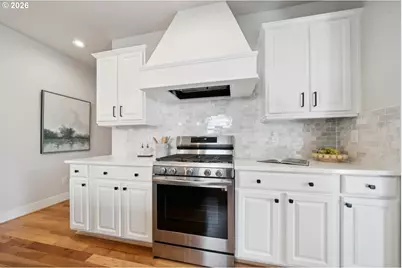 13213 SW Deergrove Ln, Portland, OR 97224 - Photo 15