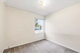 7404 NE Hassalo St, Portland, OR 97213 - Photo 17
