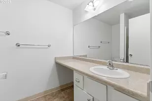 13216 NE Salmon Creek Ave, Vancouver, WA 98686 - Photo 25