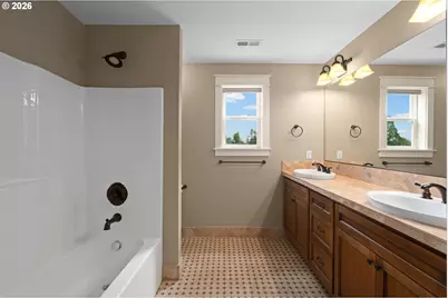 5817 N Princeton St, Portland, OR 97203 - Photo 37