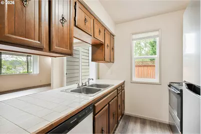 157 Nevada Dr, Longview, WA 98632 - Photo 9