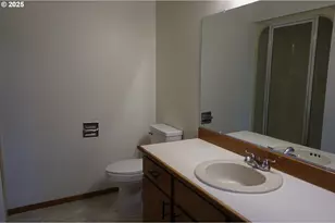 13819 NW 10th Ct, Vancouver, WA 98685 - Photo 19