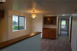 13819 NW 10th Ct, Vancouver, WA 98685 - Photo 5