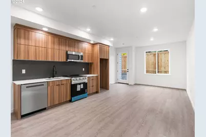 1316 NE 46th Ave #6, Portland, OR 97213 - Photo 3