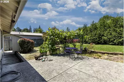 1528 NW Grove St, Roseburg, OR 97471 - Photo 31