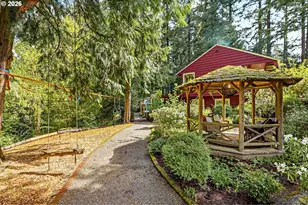 10235 NW Leahy Rd, Portland, OR 97229 - Photo 37