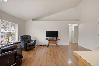 3928 Hyacinth St, Eugene, OR 97404 - Photo 11