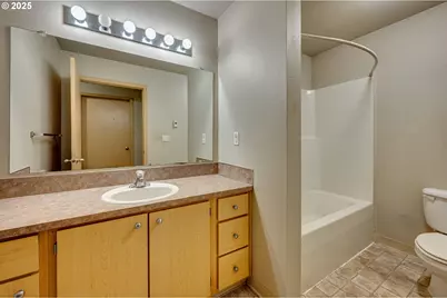 14605 NE 20th Ave #B101, Vancouver, WA 98686 - Photo 11