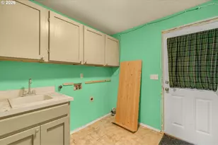 180 NE 47th Ave, Hillsboro, OR 97124 - Photo 15