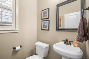 16850 SW Ledgestone Dr, Beaverton, OR 97007 - Photo 19