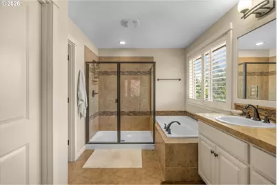 16850 SW Ledgestone Dr, Beaverton, OR 97007 - Photo 25