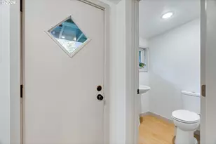 8821 SE 58th Dr, Portland, OR 97206 - Photo 17