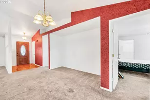 87652 Trek Dr, Veneta, OR 97487 - Photo 11