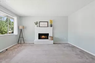 19255 Whitney Ln, Oregon City, OR 97045 - Photo 3
