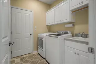 19955 SW 60th Ave, Tualatin, OR 97062 - Photo 29