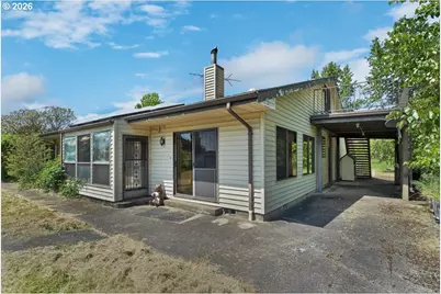 888 Meadows Ln, Jefferson, OR 97352 - Photo 9