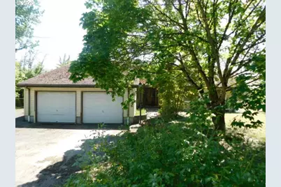 888 Meadows Ln, Jefferson, OR 97352 - Photo 5