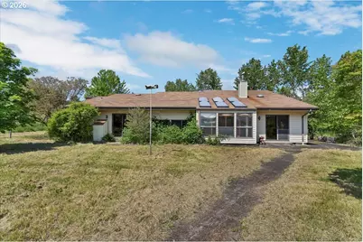 888 Meadows Ln, Jefferson, OR 97352 - Photo 7