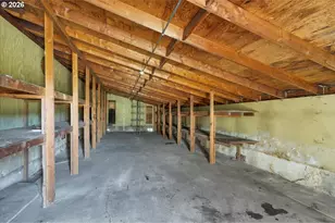 888 Meadows Ln, Jefferson, OR 97352 - Photo 29