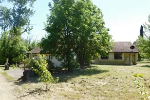 888 Meadows Ln, Jefferson, OR 97352 - Photo 1