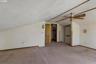 888 Meadows Ln, Jefferson, OR 97352 - Photo 17