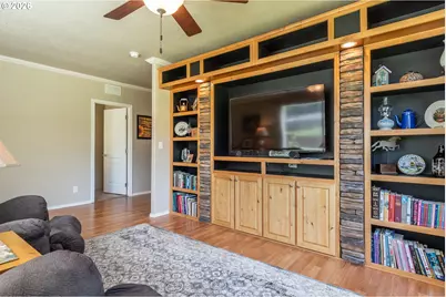 5833 Hubbard Creek Rd, Umpqua, OR 97486 - Photo 29
