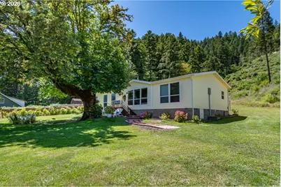 5833 Hubbard Creek Rd, Umpqua, OR 97486 - Photo 1