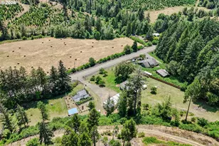 5833 Hubbard Creek Rd, Umpqua, OR 97486 - Photo 47