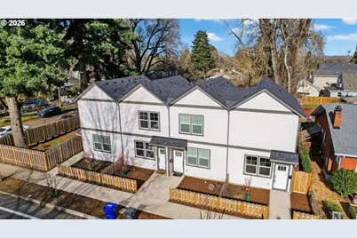 5465 N Fessenden St, Portland, OR 97203 - Photo 1