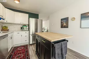 8711 N Crawford St, Portland, OR 97203 - Photo 7