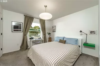 8711 N Crawford St, Portland, OR 97203 - Photo 23