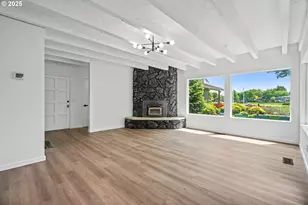 570 N Hayden Bay Dr, Portland, OR 97217 - Photo 9