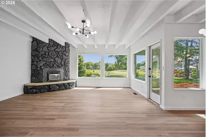 570 N Hayden Bay Dr, Portland, OR 97217 - Photo 11