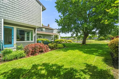 570 N Hayden Bay Dr, Portland, OR 97217 - Photo 29