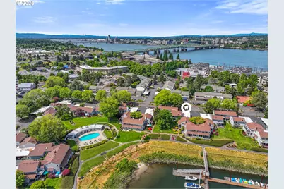 570 N Hayden Bay Dr, Portland, OR 97217 - Photo 33