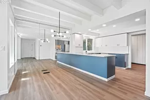 570 N Hayden Bay Dr, Portland, OR 97217 - Photo 7